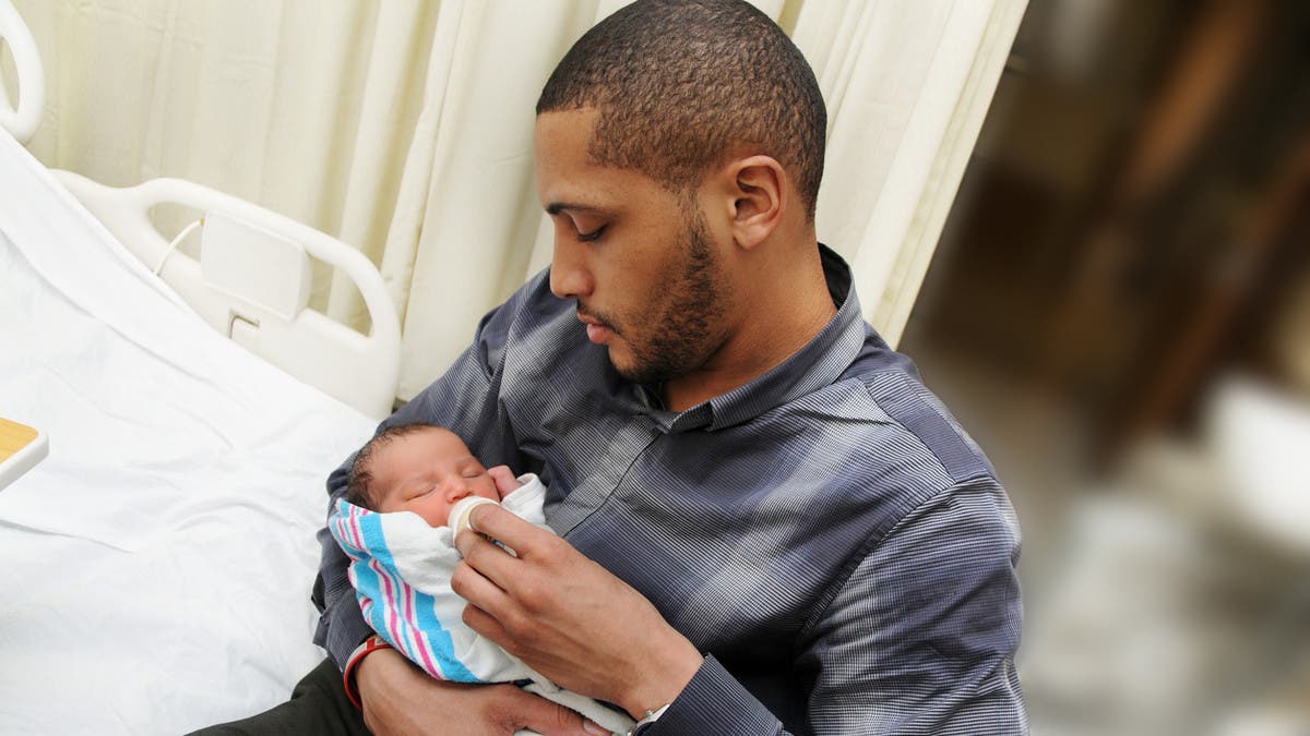 %d9%85%d9%84%d8%a7%d9%85%d8%ad %d9%88%d8%ac%d9%87 %d8%a7%d9%84%d8%a3%d8%a8 %d9%82%d8%af %d8%aa%d8%ad%d8%af%d8%af %d8%ac%d9%86%d8%b3 %d8%a7%d9%84%d9%85%d9%88%d9%84%d9%88%d8%af %d8%a7%d9%84%d8%a3%d9%88