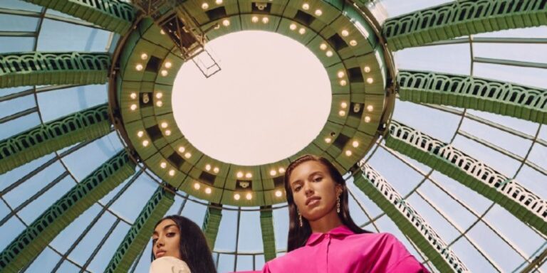 %d9%85%d9%88%d9%84 %d8%a7%d9%84%d8%a5%d9%85%d8%a7%d8%b1%d8%a7%d8%aa %d9%8a%d8%b3%d8%aa%d8%b6%d9%8a%d9%81 %d8%b9%d8%b1%d8%b6 %d8%a3%d8%b2%d9%8a%d8%a7%d8%a1 %d9%84%d8%a5%d8%b7%d9%84%d8%a7%d9%82 %d9%85