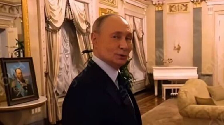 %d9%84%d8%a3%d9%88%d9%84 %d9%85%d8%b1%d8%a9 %d8%a7%d9%84%d8%b1%d8%a6%d9%8a%d8%b3 %d8%a7%d9%84%d8%b1%d9%88%d8%b3%d9%8a %d9%8a%d9%83%d8%b4%d9%81 %d8%a3%d8%b3%d8%b1%d8%a7%d8%b1 %d8%b4%d9%82%d8%aa%d9%87