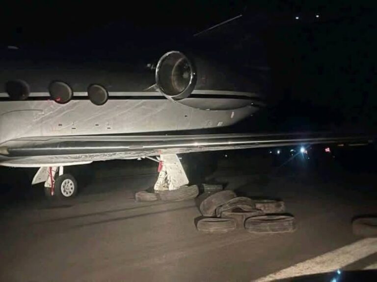 %d9%86%d8%ac%d8%a7%d8%a9 %d8%b7%d8%a7%d8%a6%d8%b1%d8%a9 %d8%a7%d9%84%d8%b1%d8%a6%d9%8a%d8%b3 %d8%a7%d9%84%d9%84%d9%8a%d8%a8%d9%8a%d8%b1%d9%8a %d9%85%d9%86 %d9%83%d8%a7%d8%b1%d8%ab%d8%a9 %d8%a3%d8%ab