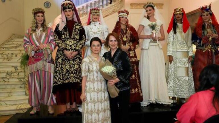 %d8%a7%d8%ae%d8%aa%d9%84%d8%a7%d9%81%d8%a7%d8%aa %d8%a8%d8%b3%d9%8a%d8%b7%d8%a9 %d8%b9%d8%b1%d8%b6 %d9%81%d9%86%d9%8a %d9%8a%d9%83%d8%b4%d9%81 %d8%aa%d8%b4%d8%a7%d8%a8%d9%87 %d9%81%d8%b3%d8%a7%d8%aa