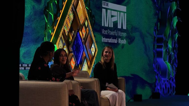 %d8%a7%d9%84%d8%b1%d8%a6%d9%8a%d8%b3 %d8%a7%d9%84%d8%aa%d9%86%d9%81%d9%8a%d8%b0%d9%8a %d9%84%d9%80 srmg %d8%b1%d8%a4%d9%8a%d8%a9 %d8%a7%d9%84%d8%b3%d8%b9%d9%88%d8%af%d9%8a%d8%a9 2030 %d9%88%d8%b6