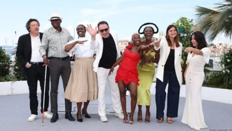 %d9%85%d9%87%d8%b1%d8%ac%d8%a7%d9%86 %d9%83%d8%a7%d9%86 %d8%b3%d9%85%d8%a7%d8%a1 %d8%a8%d9%84%d8%a7 %d8%a3%d8%b1%d8%b6 %d8%a8%d9%8a%d9%86 %d9%85%d8%b7%d8%a7%d8%b1%d8%af%d8%a9 %d8%a7%d9%84%d9%85