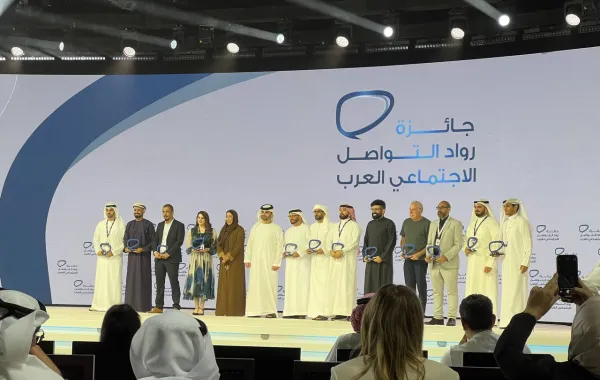 %d8%aa%d9%83%d8%b1%d9%8a%d9%85 %d8%a7%d9%84%d9%81%d8%a7%d8%a6%d8%b2%d9%8a%d9%86 %d8%a8%d8%ac%d8%a7%d8%a6%d8%b2%d8%a9 %d8%b1%d9%88%d8%a7%d8%af %d8%a7%d9%84%d8%aa%d9%88%d8%a7%d8%b5%d9%84 %d8%a7%d9%84