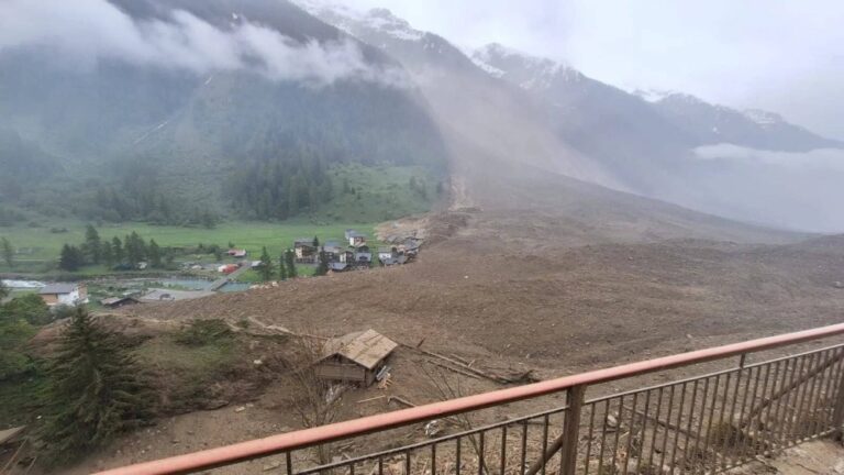 %d8%a7%d9%86%d9%87%d9%8a%d8%a7%d8%b1 %d8%ac%d9%84%d9%8a%d8%af%d9%8a %d9%8a%d8%af%d9%85%d8%b1 %d9%82%d8%b1%d9%8a%d8%a9 %d8%a8%d9%84%d8%a7%d8%aa%d9%86 %d9%81%d9%8a %d8%b3%d9%88%d9%8a%d8%b3