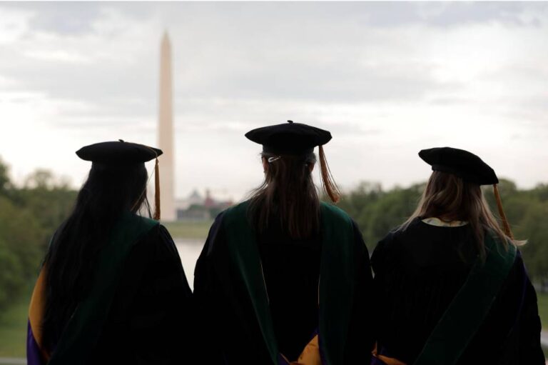 %d8%a7%d9%84%d8%ae%d8%b1%d9%8a%d8%ac%d9%88%d9%86 %d8%b9%d9%86%d8%af %d9%85%d9%81%d8%aa%d8%b1%d9%82 %d8%b7%d8%b1%d9%82 %d8%b4%d8%b1%d9%83%d8%a9 %d8%aa%d9%83%d9%86%d9%88%d9%84%d9%88%d8%ac%d9%8a%d8%a7