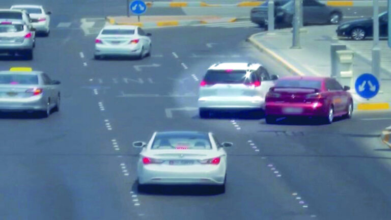 %d9%85%d8%aa%d9%87%d9%88%d8%b1%d9%88%d9%86 %d9%8a%d9%86%d8%aa%d9%82%d9%84%d9%88%d9%86 %d8%a8%d9%8a%d9%86 %d8%a7%d9%84%d9%85%d8%b3%d8%a7%d8%b1%d8%a7%d8%aa %d8%a8%d8%b7%d8%b1%d9%8a%d9%82%d8%a9