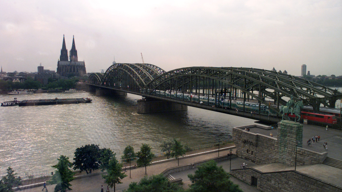 %d9%83%d9%88%d9%84%d9%88%d9%86%d9%8a%d8%a7 %d8%aa%d8%a8%d8%af%d8%a3 %d8%a3%d9%83%d8%a8%d8%b1 %d8%b9%d9%85%d9%84%d9%8a%d8%a9 %d8%a5%d8%ae%d9%84%d8%a7%d8%a1 %d9%85%d9%86%d8%b0 %d8%b9%d8%a7%d9%85 1945