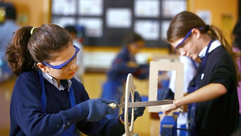 %d9%86%d8%b8%d8%a7%d9%85 %d8%a7%d9%84%d8%b9%d9%85%d9%84 %d8%a3%d8%b1%d8%a8%d8%b9%d8%a9 %d8%a3%d9%8a%d8%a7%d9%85 %d9%81%d9%8a %d9%85%d8%af%d8%a7%d8%b1%d8%b3 %d8%a7%d9%84%d8%b4%d8%a7%d8%b1%d9%82