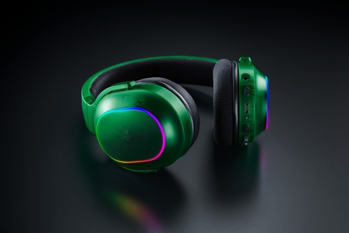 مجموعة Razer Phantom الجديدة: لوحة مفاتيح وماوس وسماعة شفافة بإضاءة RGB