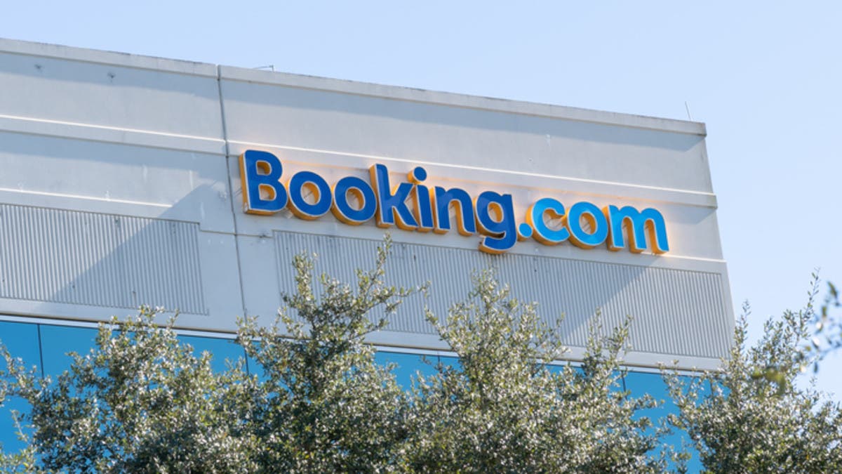 %d8%a7%d9%86%d8%aa%d8%a8%d9%87 %d8%b9%d9%86%d8%af %d8%a7%d9%84%d8%ad%d8%ac%d8%b2 %d8%b9%d8%a8%d8%b1 %d8%a8%d9%88%d9%83%d9%8a%d9%86%d8%ba %d8%b1%d8%b3%d8%a7%d9%84%d8%a9 %d8%b2%d8%a7%d8%a6%d9%81