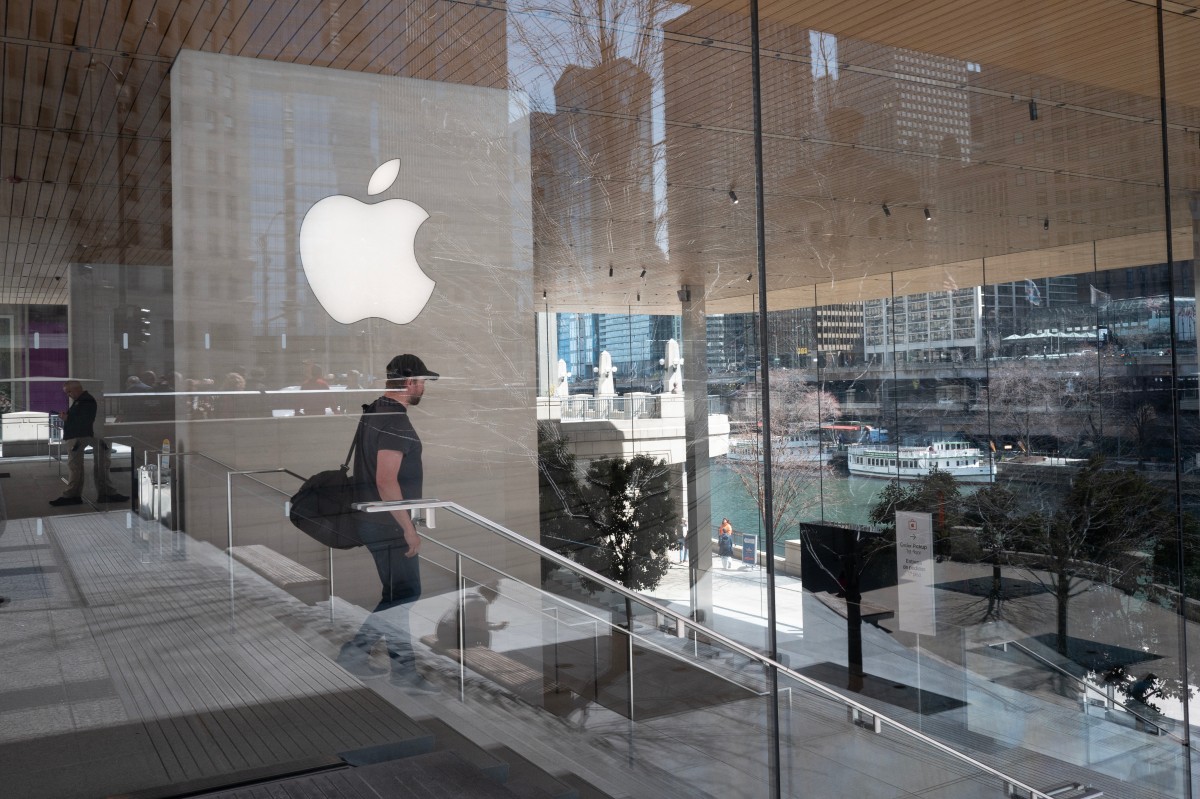 🔴Apple تستعين بــ”ChatGPT” لتحسين تطبيق Image Playground (تحديثات مباشرة)