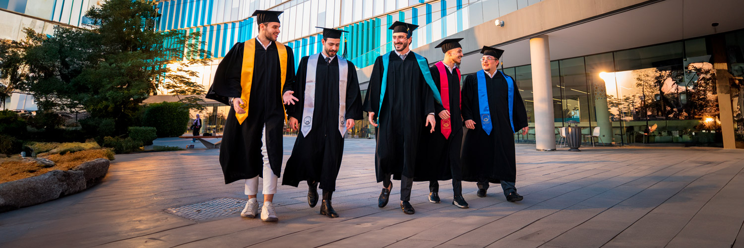 ماذا تفعل إذا كنت طالباً إماراتياً يدرس في جامعة بالخارج لا تستوفي المعايير الجديدة؟