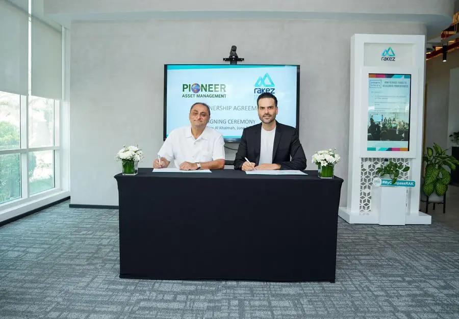 راكز توسّع خدمات التخطيط المالي لعملائها من خلال التعاون مع “بيونير ويلث مانيجمنت”