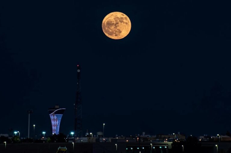 %d9%81%d9%8a %d9%85%d8%b4%d9%87%d8%af %d9%85%d8%a8%d9%87%d8%b1 %d9%82%d9%85%d8%b1 %d8%a7%d9%84%d8%ba%d8%b2%d8%a7%d9%84 %d9%8a%d8%b2%d9%8a%d9%86 %d8%b3%d9%85%d8%a7%d8%a1 %d8%a7%d9%84%d8%ad%d8%af