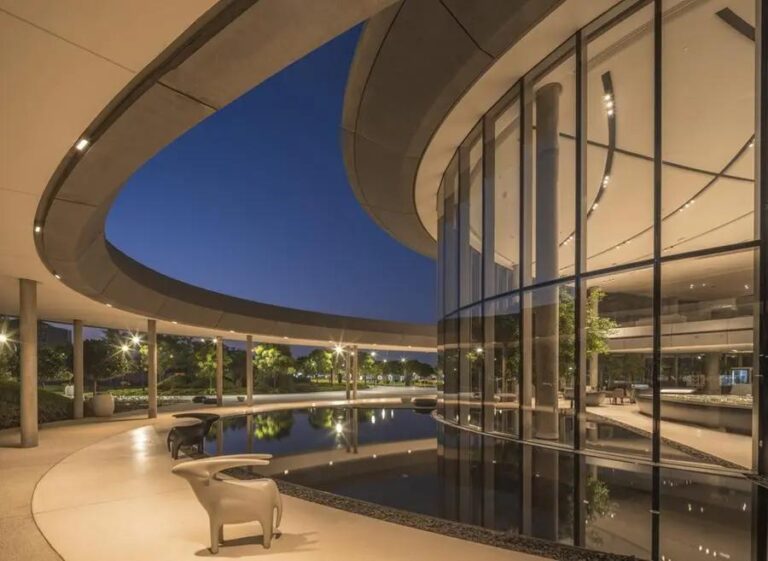 B126805f e8a9 4056 b282 4992ff1163e9 file.jpg