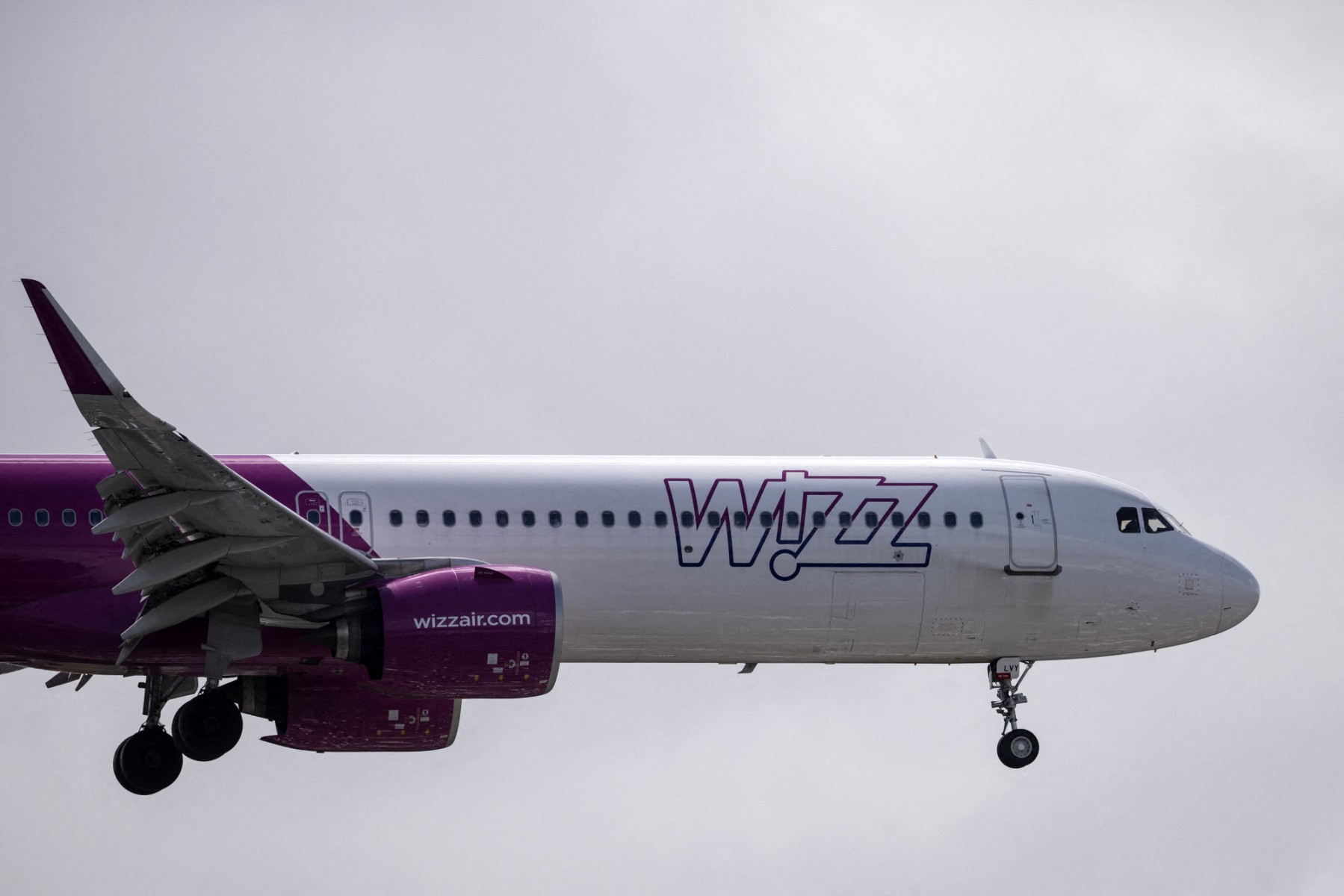 Wizz air %d8%aa%d9%86%d8%b3%d8%ad%d8%a8 %d9%85%d9%86 %d8%a3%d8%a8%d9%88%d8%b8%d8%a8%d9%8a %d8%a8%d8%b3%d8%a8%d8%a8 %d8%aa%d8%ad%d8%af%d9%8a%d8%a7%d8%aa %d8%aa%d8%b4%d8%ba%d9%8a%d9%84%d9%8a%d8%a9