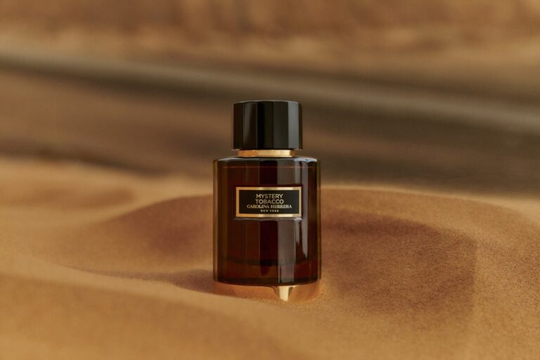Carolina herrera beauty %d8%aa%d8%b7%d9%84%d9%82 %d8%ad%d9%85%d9%84%d8%a9 %d8%b9%d8%b7%d8%b1 mystery tobacco