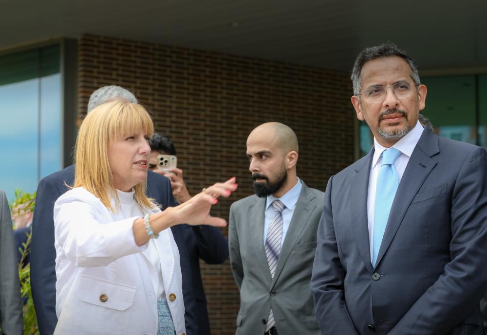 3c1e06ce e421 42a3 8e7e 9b6d3823d4fa file.jpg