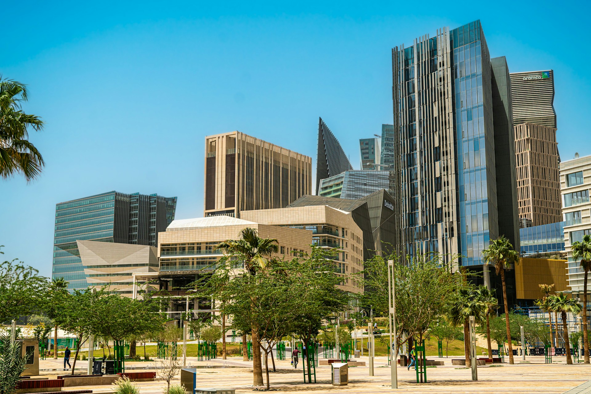 E83e8c43 bdcc 4680 89d3 3818f2f00a94