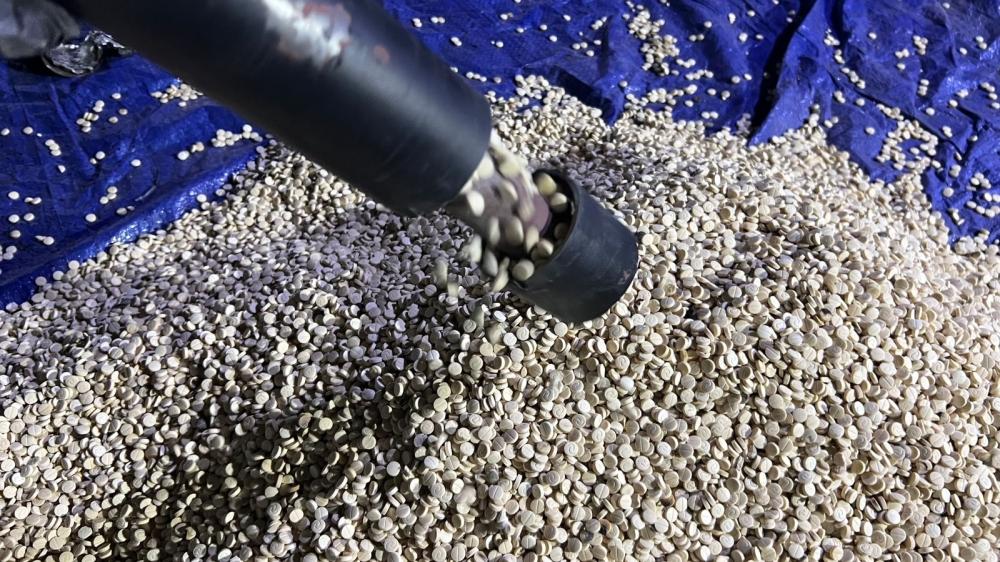 Ab728570 1350 4607 bac0 91974781665f file.jpg