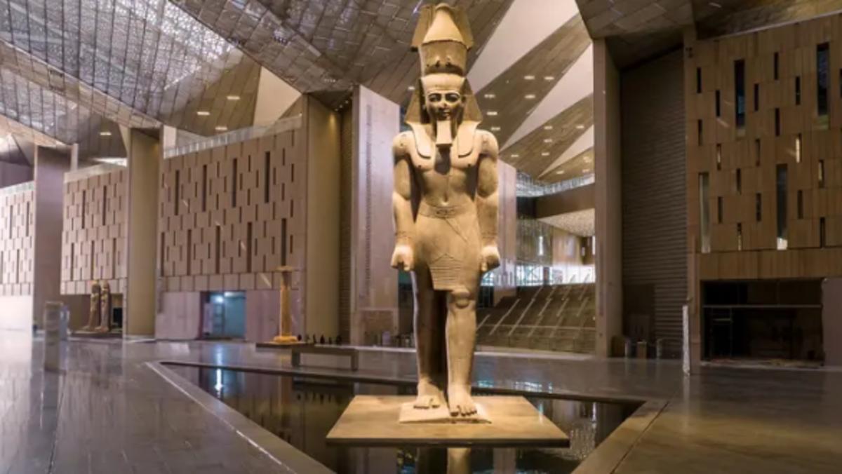 بينهم شريهان.. مشاهير يشاركون في افتتاح المتحف المصري الكبير