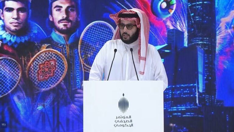 تركي آل الشيخ يكشف عن البطولات العالمية الكبرى التي يستضيفها موسم الرياض