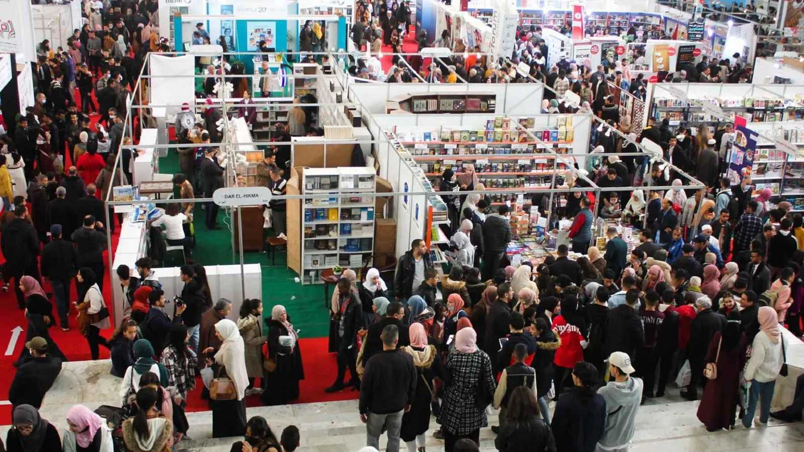 1255 ناشرًا من 49 دولة يشاركون في صالون الجزائر الدولي للكتاب