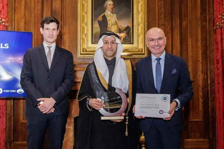 70889449 821f 4e7f a8d4 89167159a7b6 file.jpg