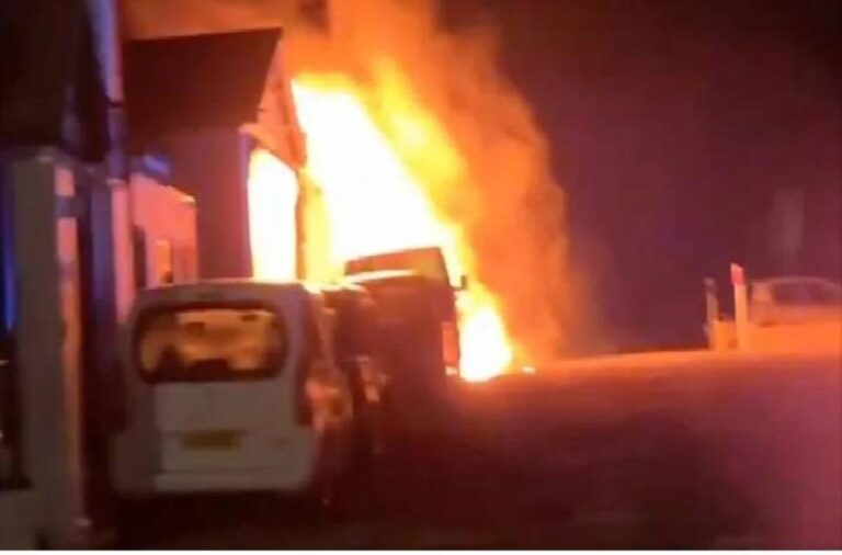 Be40d4cb 7a0b 44f0 b464 744f6be32bc6 file.jpg