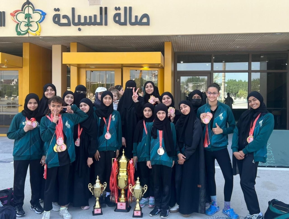 النور يتوج بطلاً لبطولة السباحة للسيدات لأندية المنطقة الشرقية والهيئات