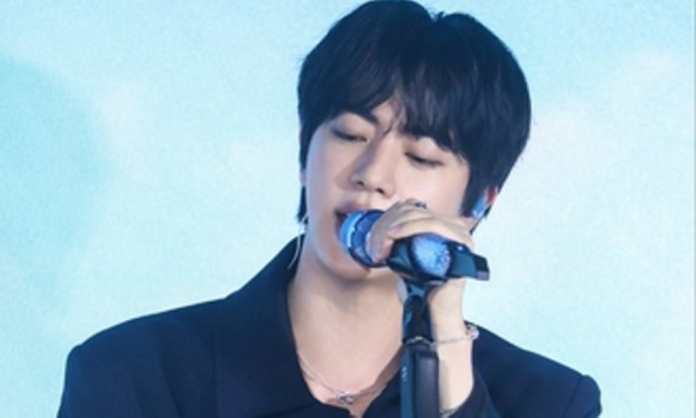 568 مليون بث.. أغنية “Don’t Say You Love Me” لـ جين من BTS تحقق إنجازًا عالميًا