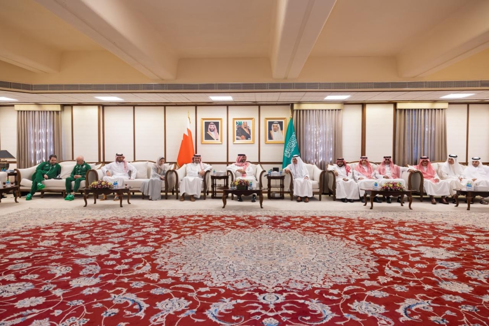 سفير المملكة لدى البحرين يستقبل سمو رئيس وأعضاء البعثة السعودية المشاركة في اسياد الشباب