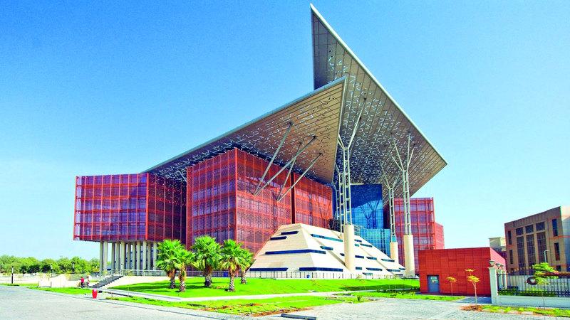 رجل يقترض 958 ألف درهم من بنك دون تحويل راتبه.. ويرفض السداد