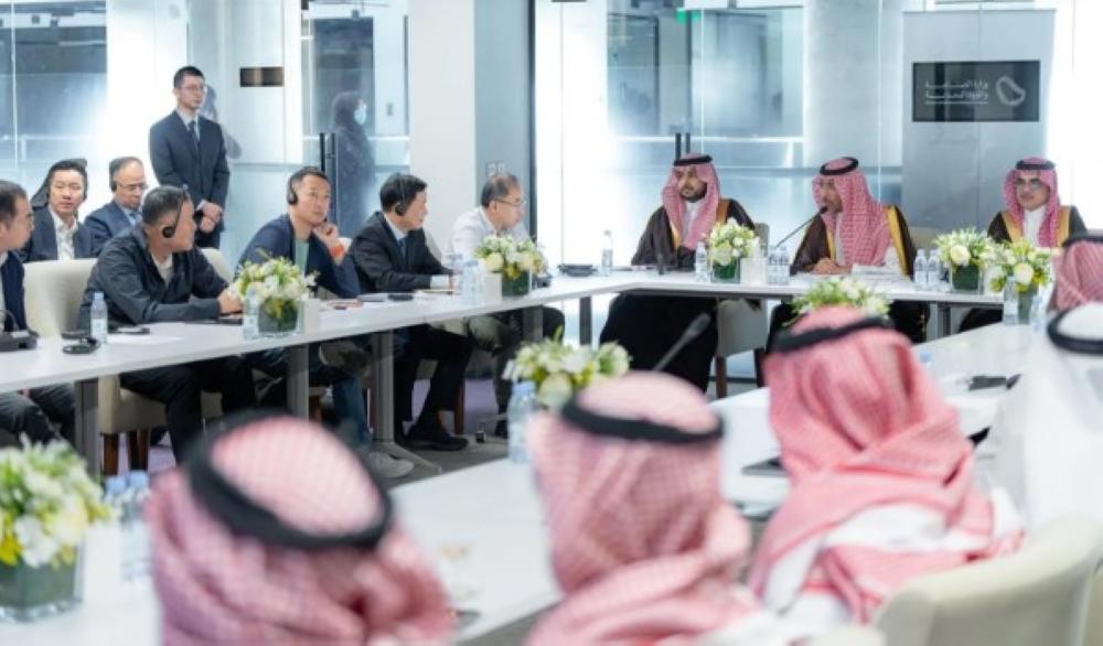 بعدة صناعات.. السعودية والصين تبحثان استكشاف الفرص الاستثمارية