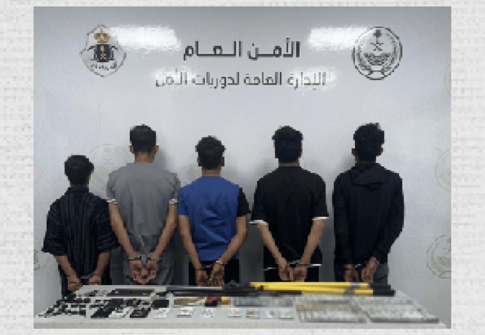 الرياض.. القبض على 5 وافدين لسرقة مركبات واستخدامها بحوادث جنائية