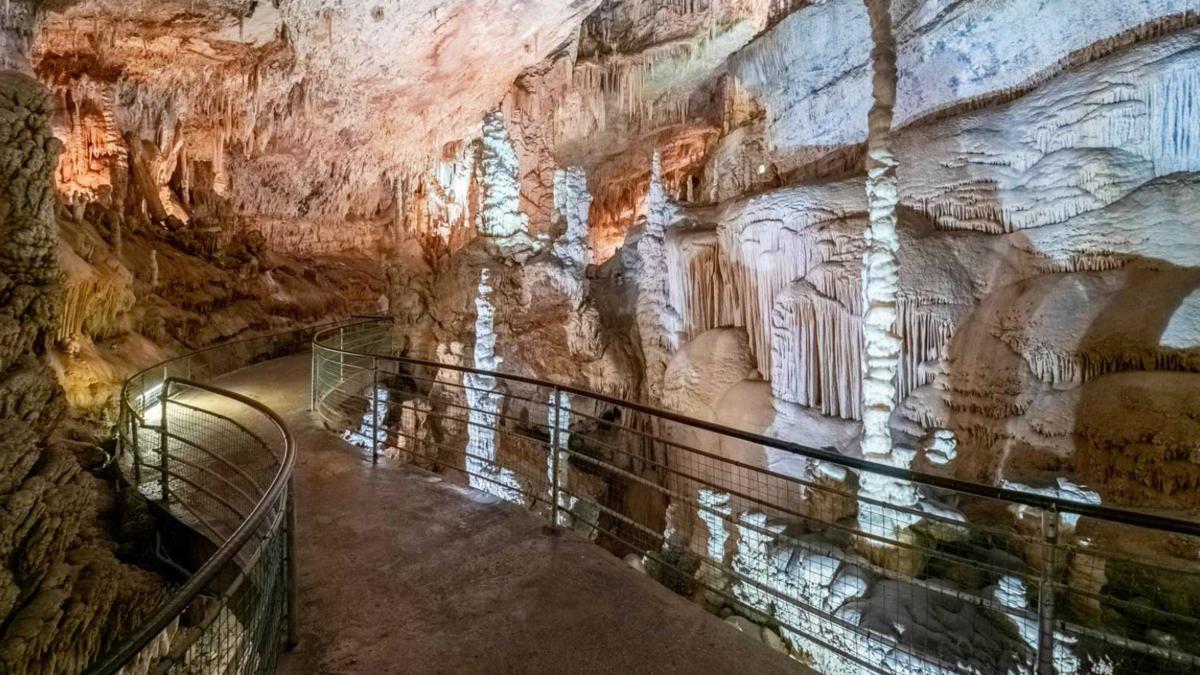 فيديو.. حفل زفاف في مغارة جعيتا “يثير” غضب اللبنانيين