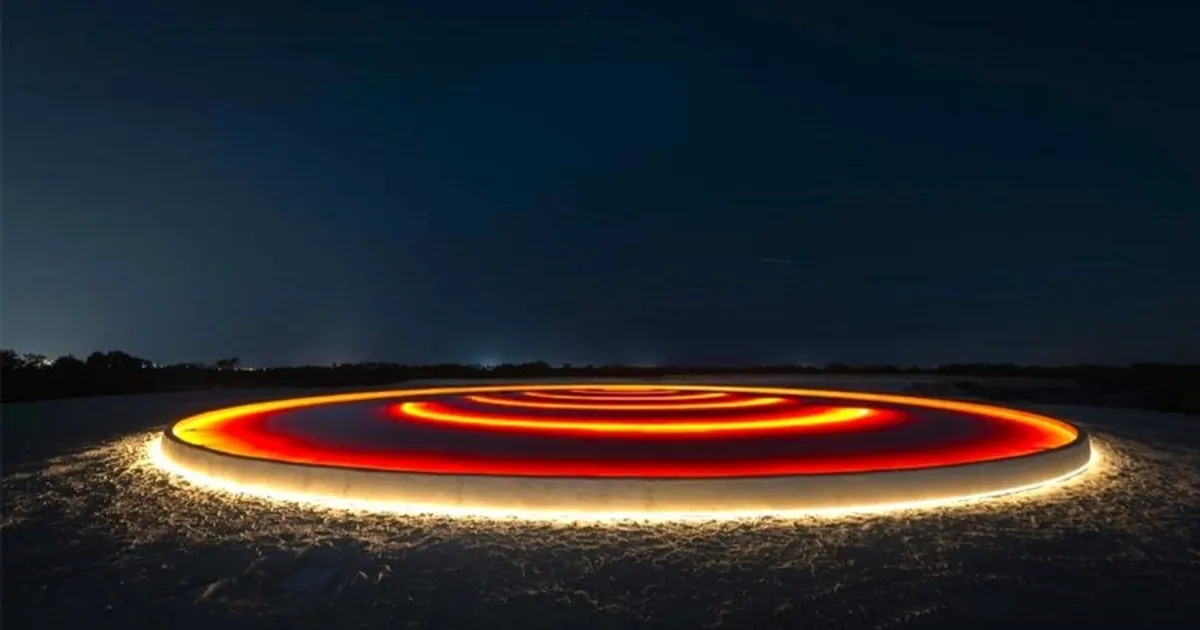 “دليلك نجم سهيل”.. فنون تضيء ليل أبوظبي والعين