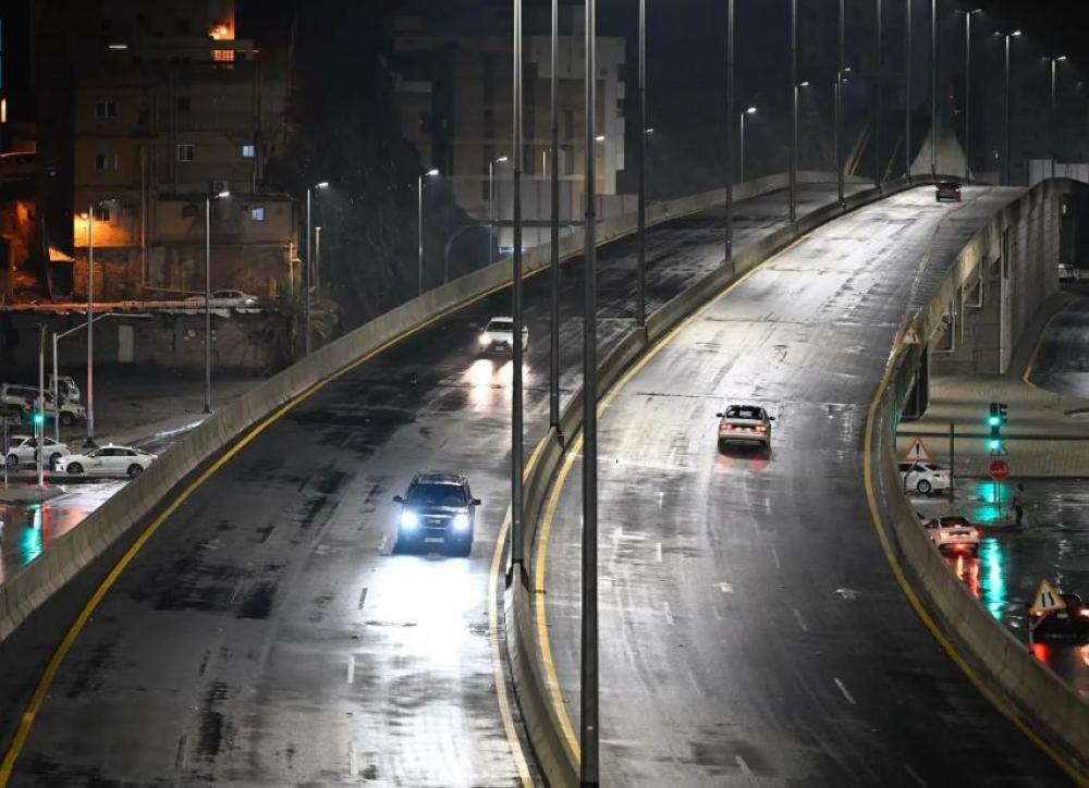 عاجل | الأماكن والمواعيد.. أمطار غزيرة على أجزاء من 3 مناطق