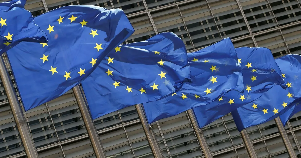 بروكسل تلوح بخيار التفكيك.. “معركة إعلانات” بين الاتحاد الأوروبي وجوجل