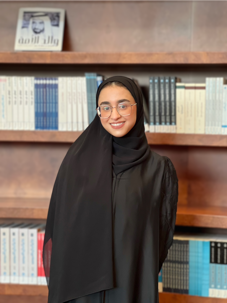 منحة رودس في دولة الإمارات العربية المتحدة تعلن أسماء الحاصلين على منحة رودس لعام 2025 للدراسة بجامعة أكسفورد