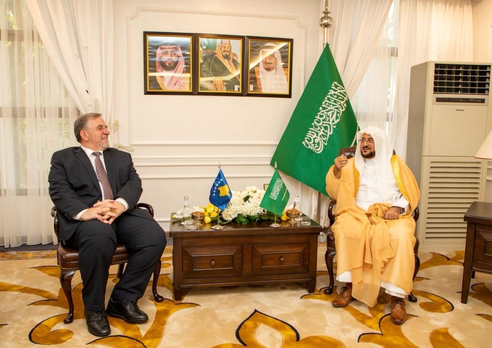 مفتي كوسوفو يعرب عن شكره وامتنانه للمملكة على جهودها في خدمة الإسلام