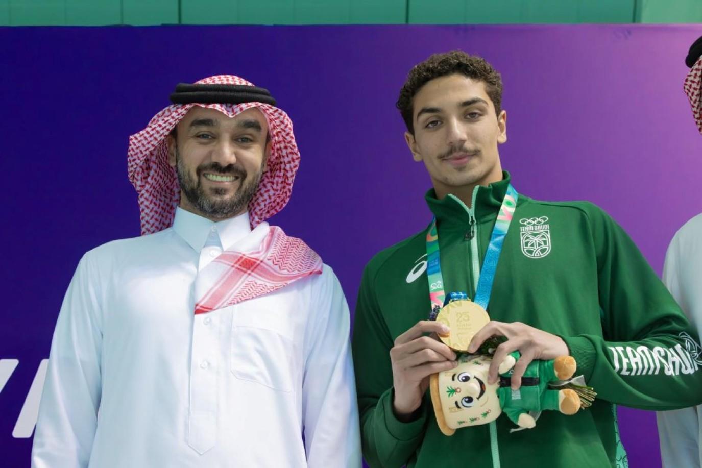 السعودي زيد السراج يفوز بذهبية السباحة بدورة ألعاب التضامن الإسلامي 2025