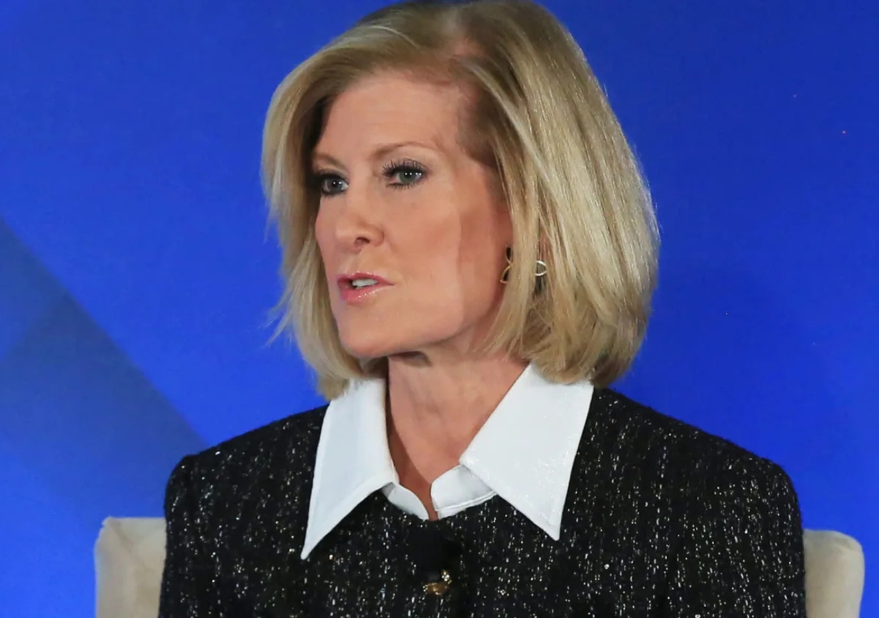 جي بي مورغان: الذكاء الاصطناعي ليس فقاعة بل فرصة استثمارية كبرى