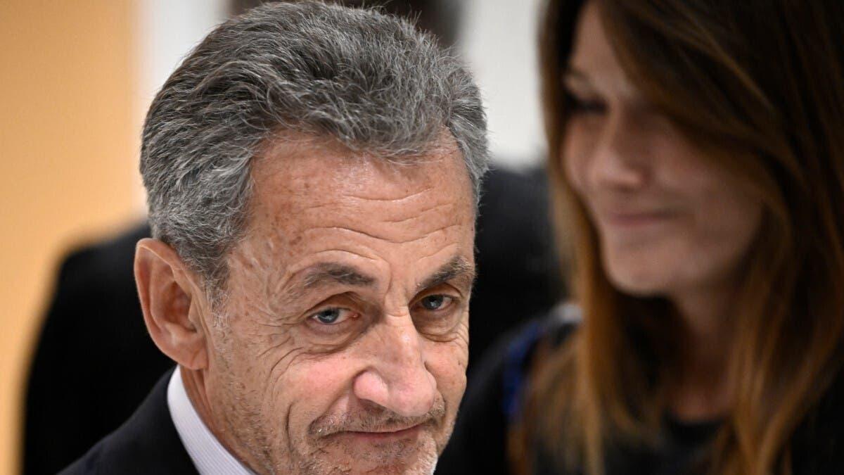 أول تغريدة لساركوزي بعد الإفراج عنه: “سأواصل الدفاع عن براءتي”