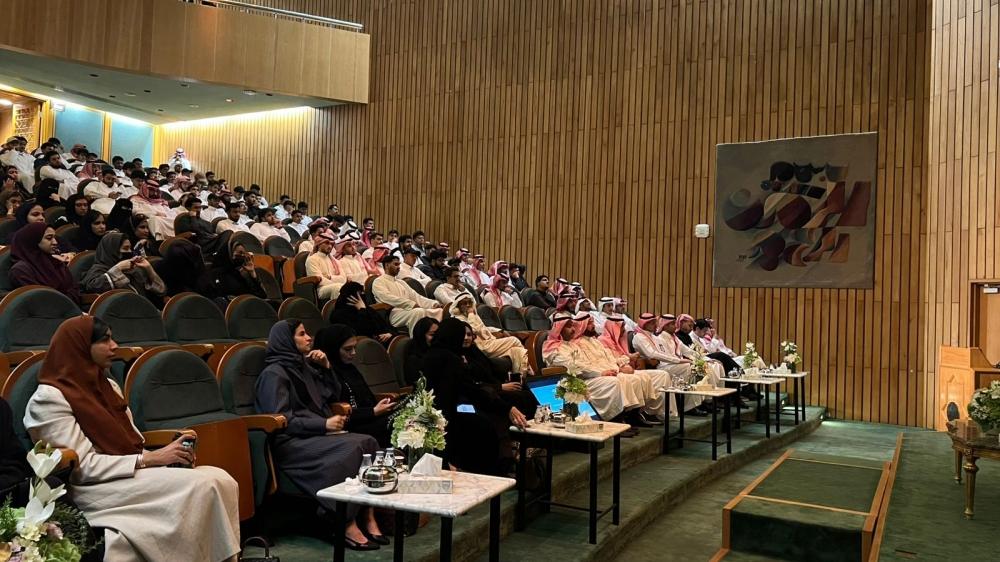 مختصون لـ «اليوم»: ثقافة الادخار ضرورة وطنية لتمكين الشباب اقتصادياً