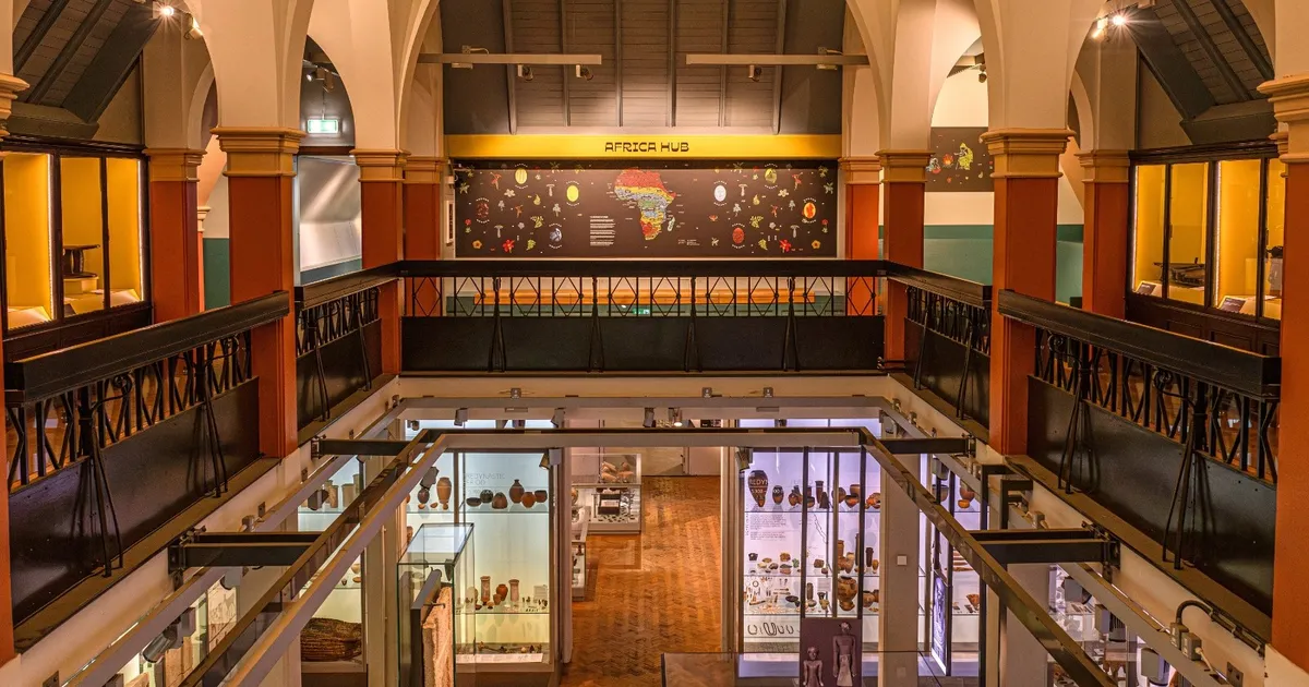 متحف بريطاني يعرض قطعاً أثرية إفريقية لإثارة حوار حول نهب الاستعمار