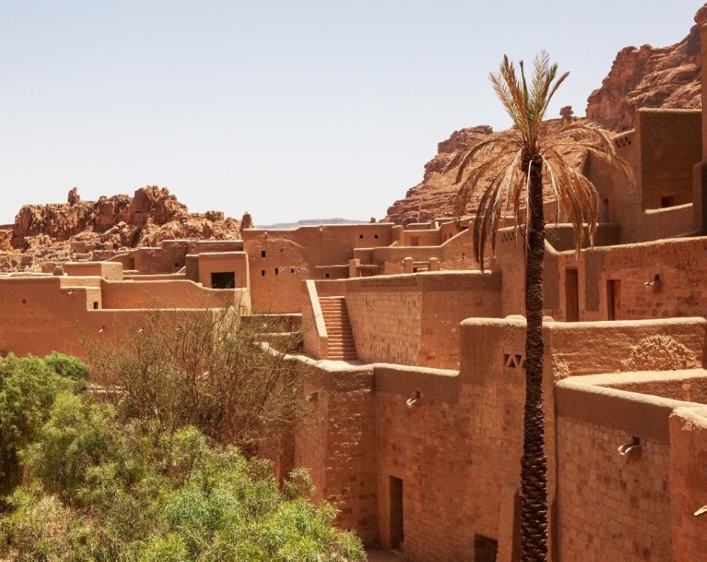 جولة بين الفنون الجدارية في البلدة القديمة بالعلا تعزز التجربة الثقافية للمكان