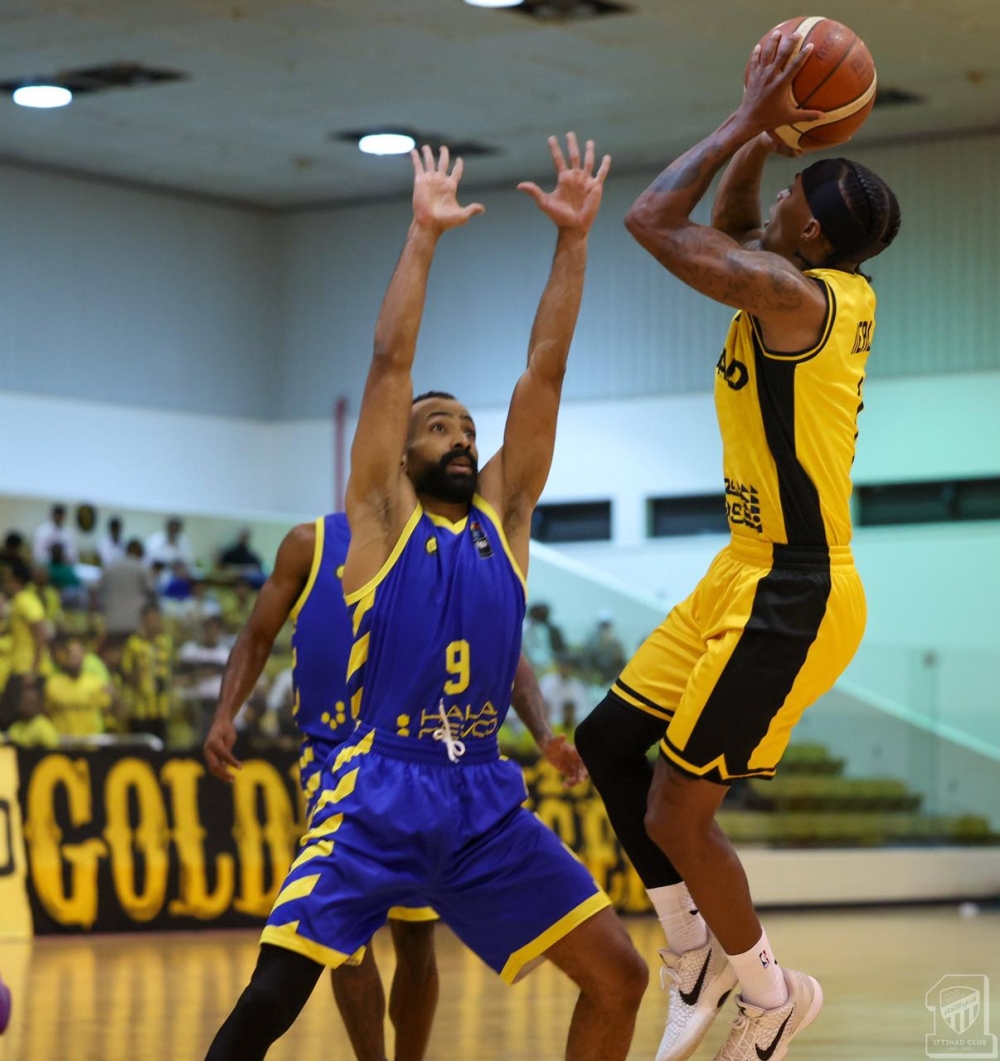 الاتحاد يخطف «النصر» في قمة ممتاز السلة