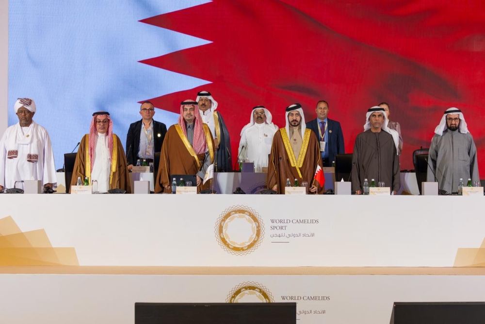 عمومية الاتحاد الدولي للهجن تعتمد استراتيجية «العالمية 2036» وتصادق على التقريرين المالي والتنظيمي